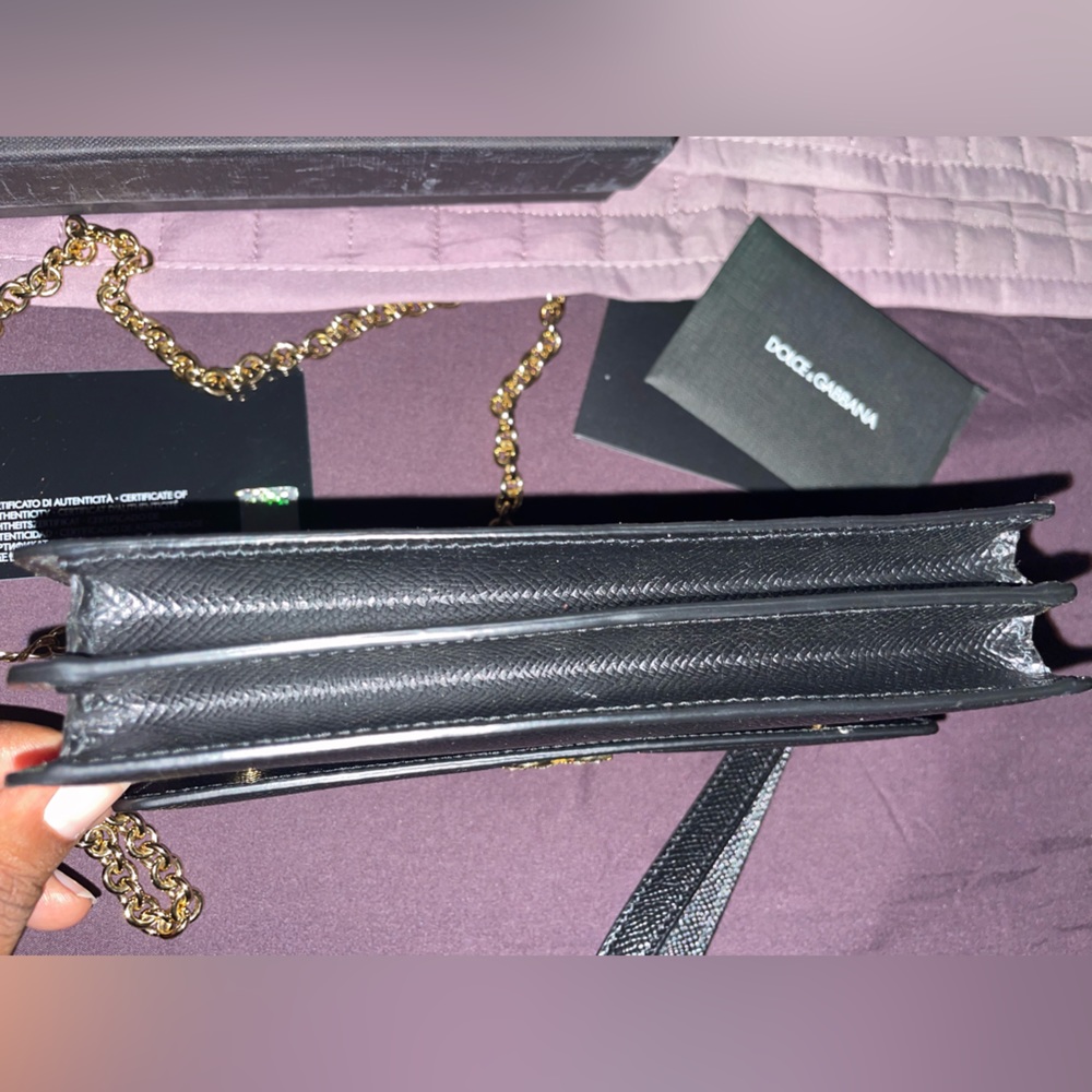 Dolce & Gabbana Wallet on the Chain - Picture 6 of 10